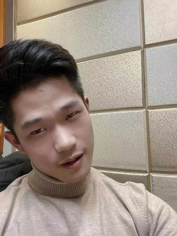 南墙的第一张照片--黄山交友中心